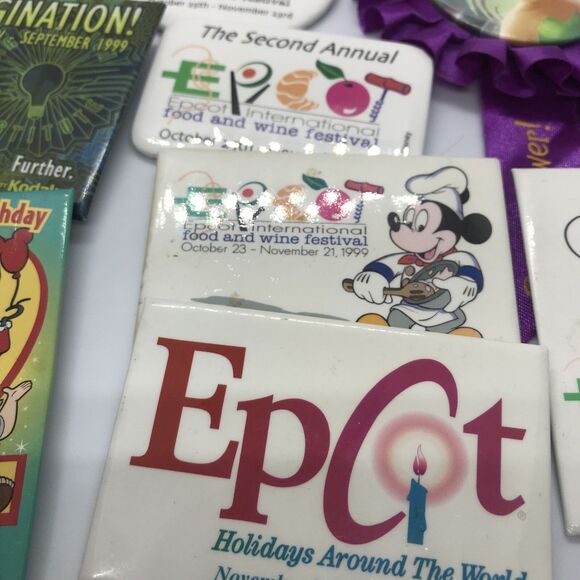 Vtg Lot 9 Disney Buttons Disney land World Cast Member Movie Birthday Pin Back - Picture 6 of 7